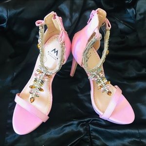 Jewel 💎 Pink Heels